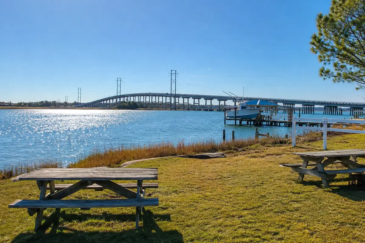 Cape Carteret